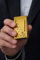 KUTULU VE SERTİFİKALI ST.DUPONT ÇAKMAK